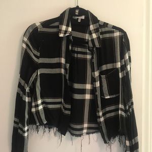Cropped plaid shirt